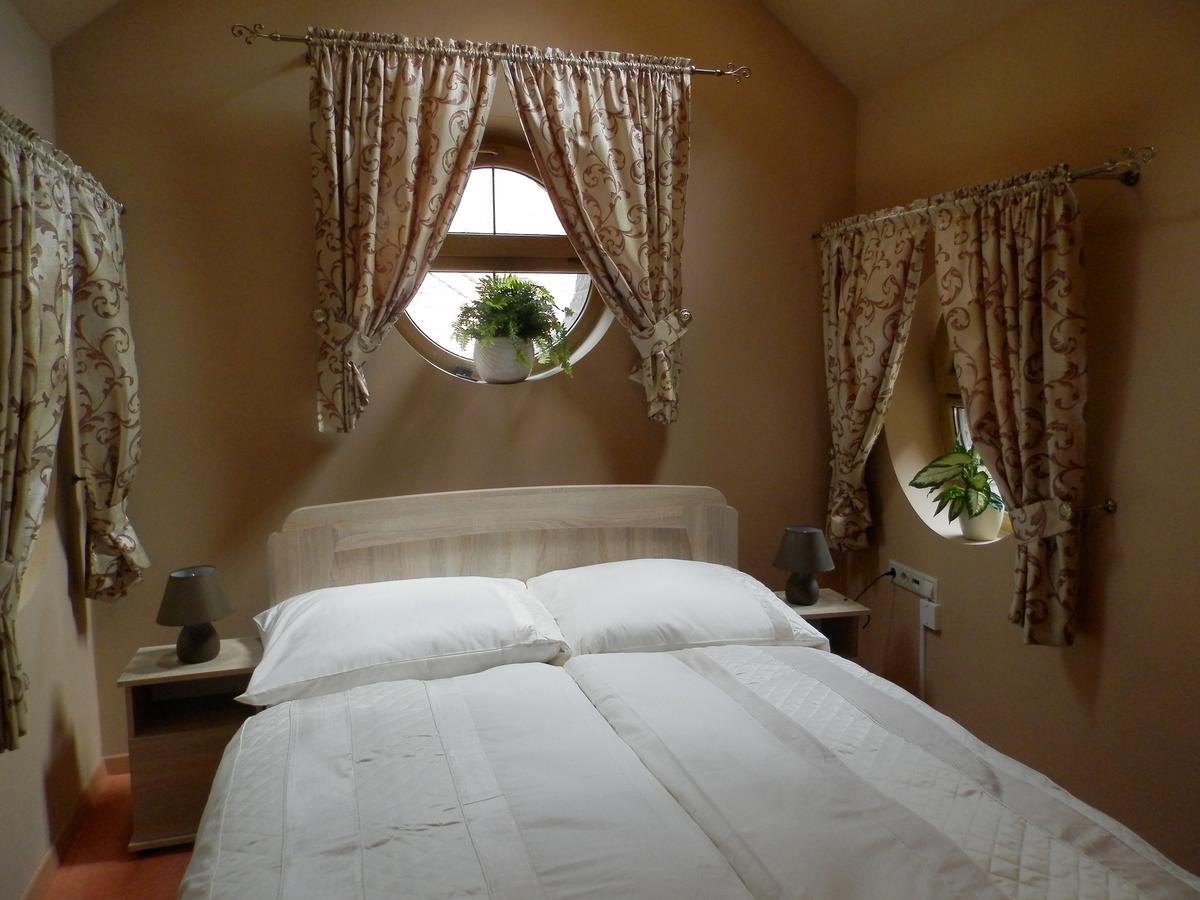 Bed and Breakfast Nagyret Panzio Eger Zewnętrze zdjęcie